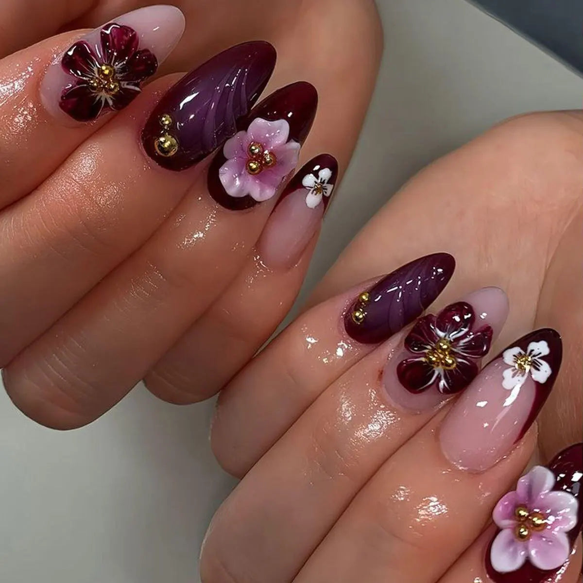 24Pcs Sweet Cool Almond Nail Set Press on Acrylic Nails 3D Floral Butterfly Fake Nail Full Cover French Tip Artificial Nails Art