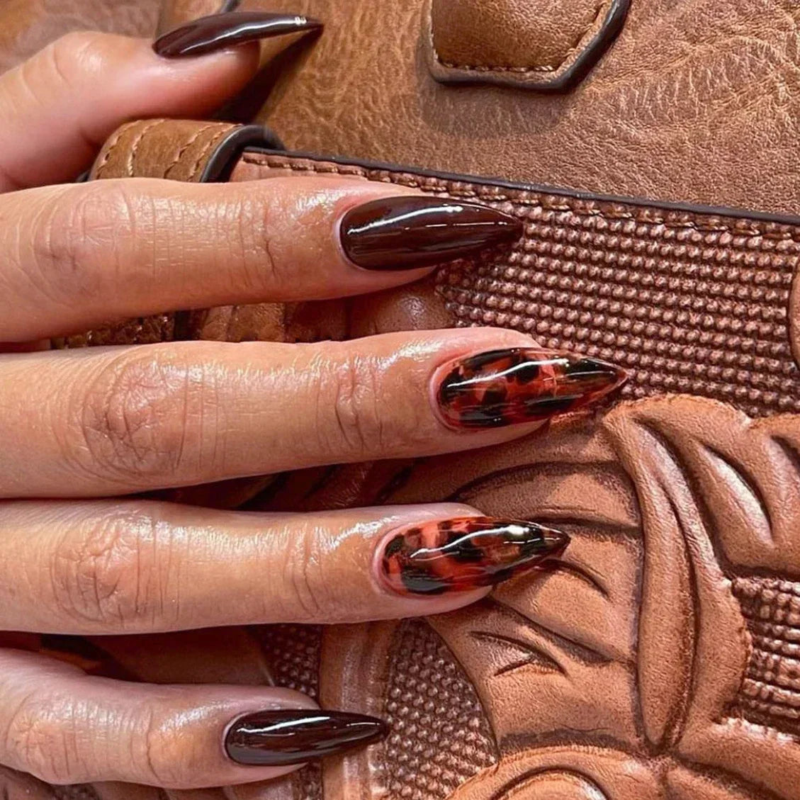 Leopard Print Long Pointed Fake Nails Cherry Flower Star Love Heart Ballet False Nails Art Charms Almond Press on Nails Manicure