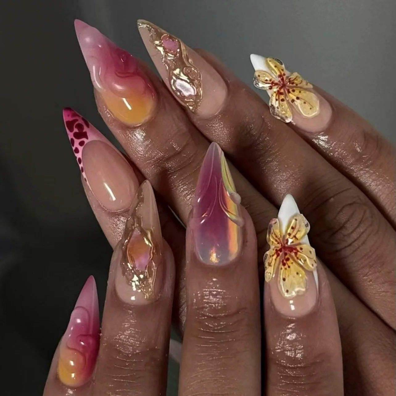 24Pcs Sweet Cool Almond Nail Set Press on Acrylic Nails 3D Floral Butterfly Fake Nail Full Cover French Tip Artificial Nails Art