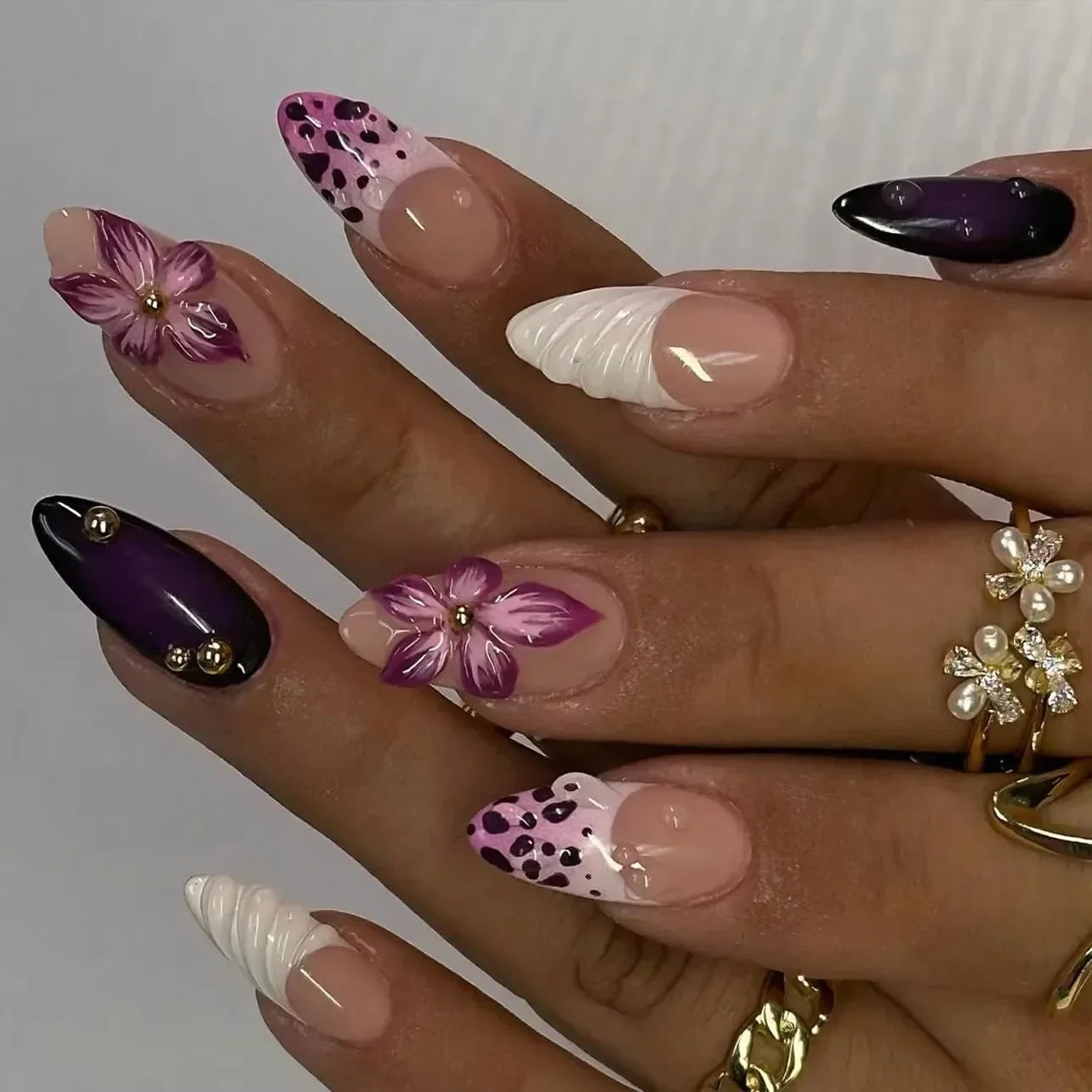 Leopard Print Long Pointed Fake Nails Cherry Flower Star Love Heart Ballet False Nails Art Charms Almond Press on Nails Manicure