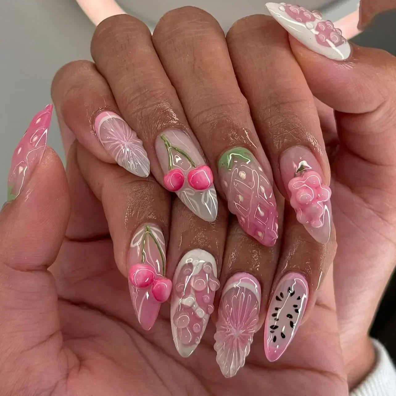 24Pcs Sweet Cool Almond Nail Set Press on Acrylic Nails 3D Floral Butterfly Fake Nail Full Cover French Tip Artificial Nails Art